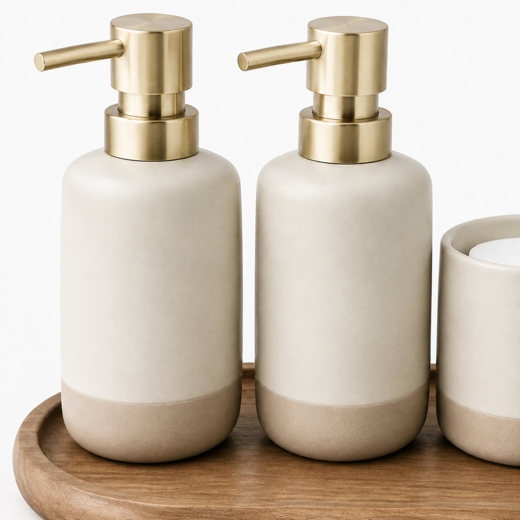 Distributeur & Plateau Harmonie – Set lavabo ivoire et noyer clair